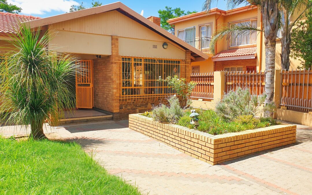 Common Contract Clauses Every NSW Buyer Should Know